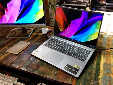 Acer Swift Go 16 .